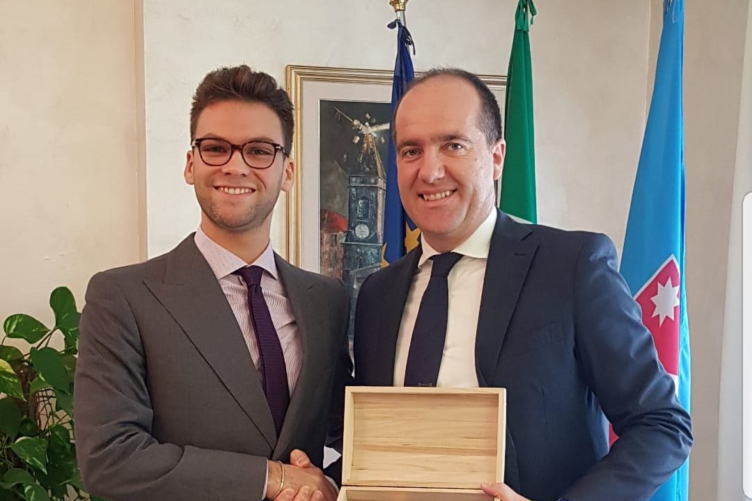 PREMIO A MARIO IANNETTA FORBICI D'ORO